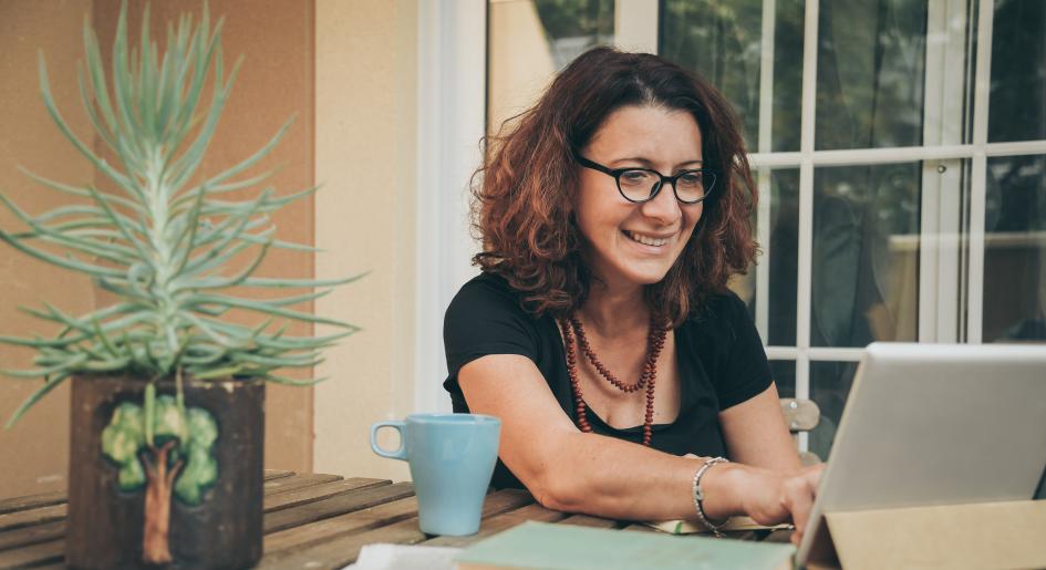 attending a virtual workshop